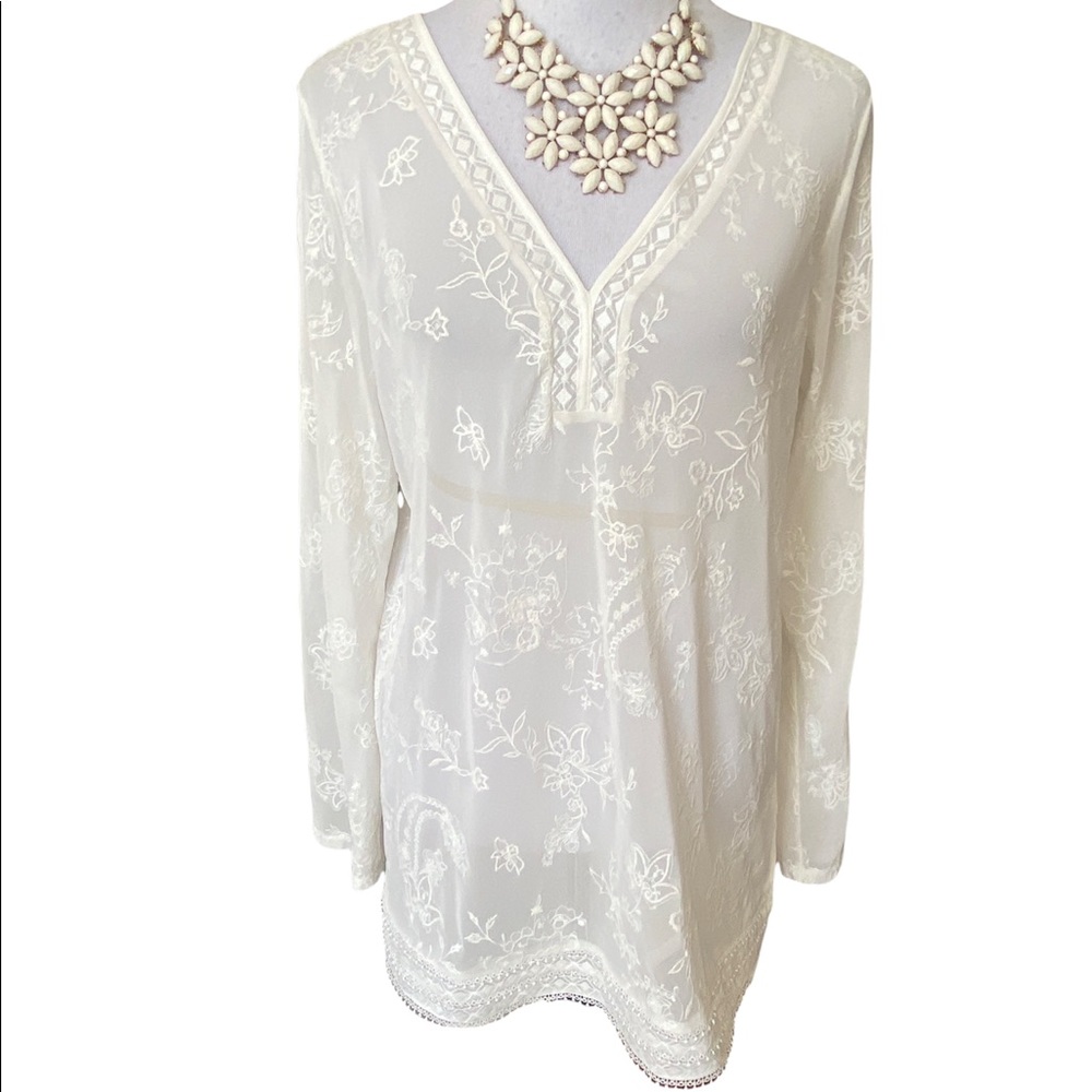 White house Black Market Top